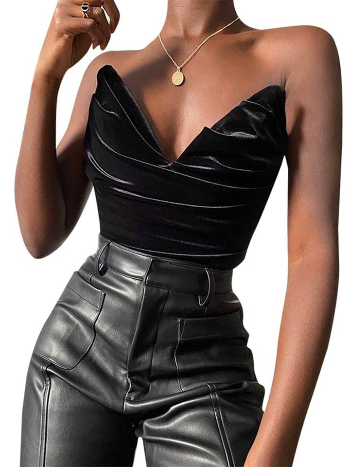 Jean droit taille haute aux poches apparentes en simili cuir noir pour femme - MonSimiliCuir