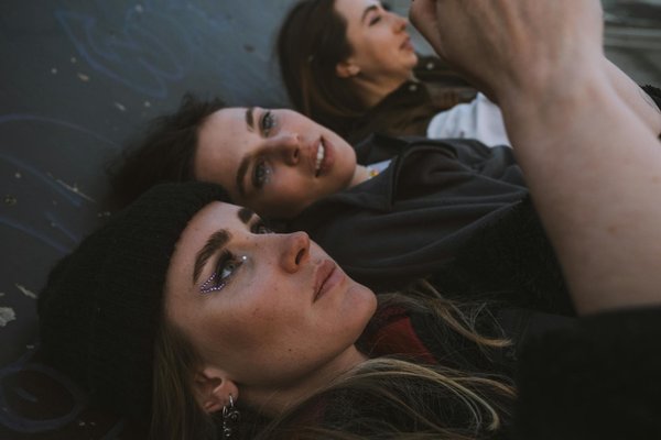 Réveillez votre été : les pièces essentielles pour un style éclatant!